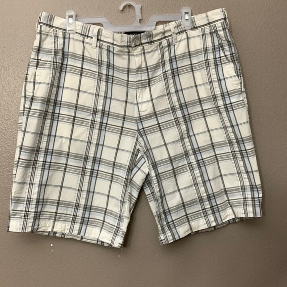Set of 2 Mens Plaid shorts size 42. One wrangler and one APT 9.